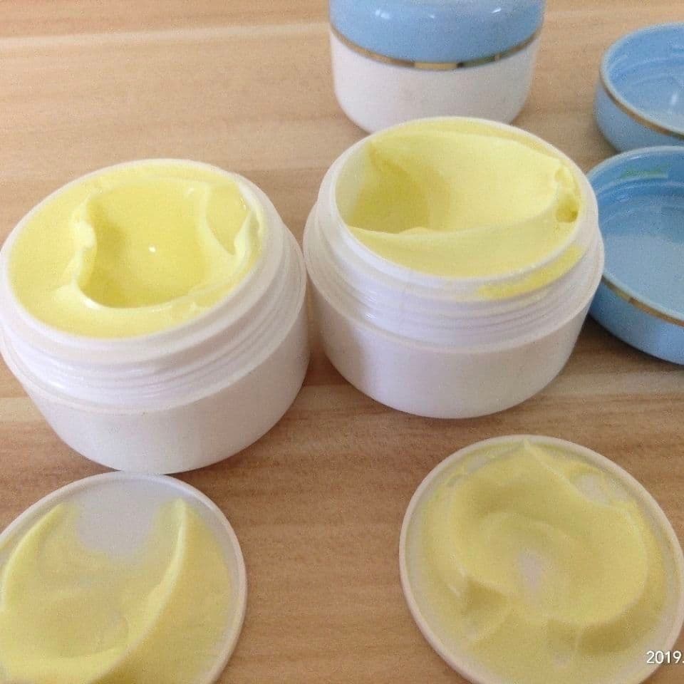 Kem lột da Kem lột da Kem lột da Kem dưỡng da vàng Kem Dưỡng Trắng Da Tàn Nhang Kem dưỡng da ban đêm làm đẹp 20g chai màu xanh-duoc-ban-tai-Nhập Hàng Giá Tốt